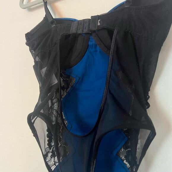 Frederick's Of Hollywood Beatrice Teal Blue Black Bodysuit Women Size Small NWT - Picture 4 of 6